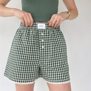 Things between boxer shorts with lace trim